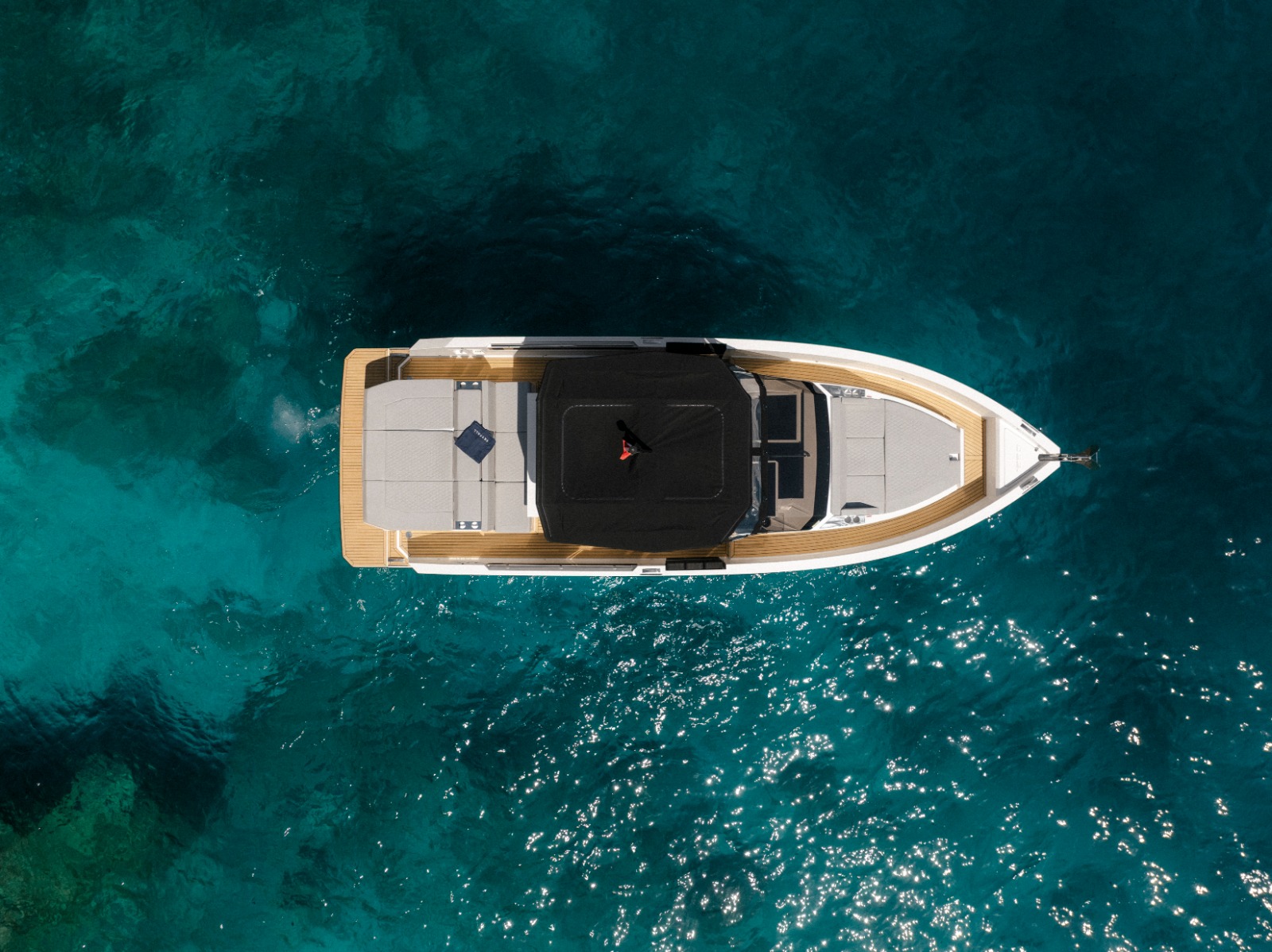 boat de antonio 32